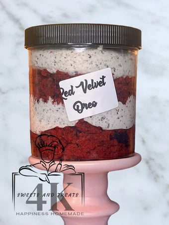 Red Velvet Oreo Cake Jar